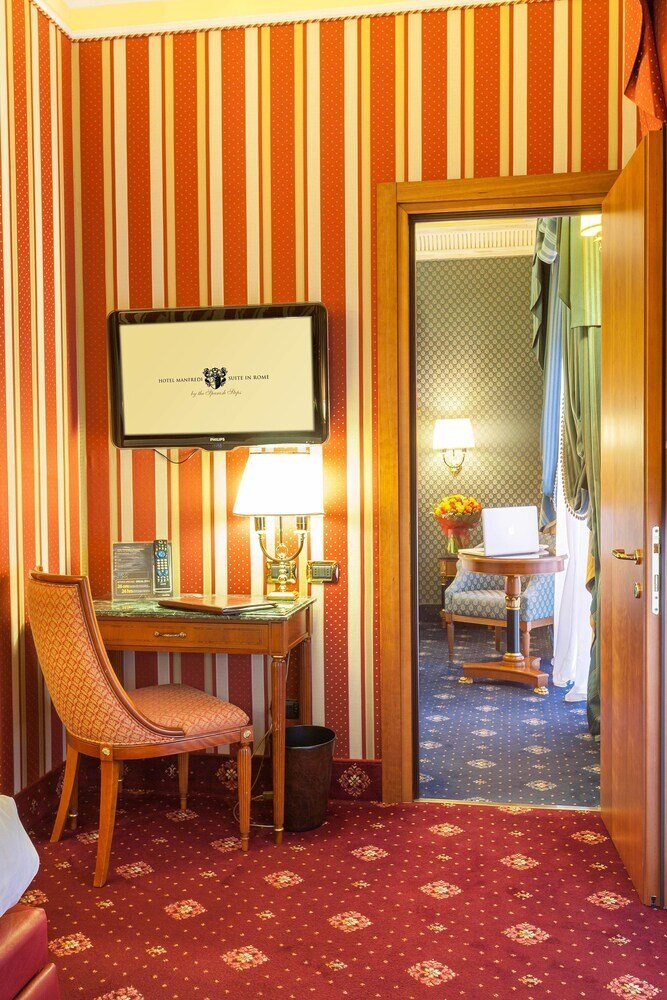 Hotel Manfredi Suite in Rome - Tap to explore photos