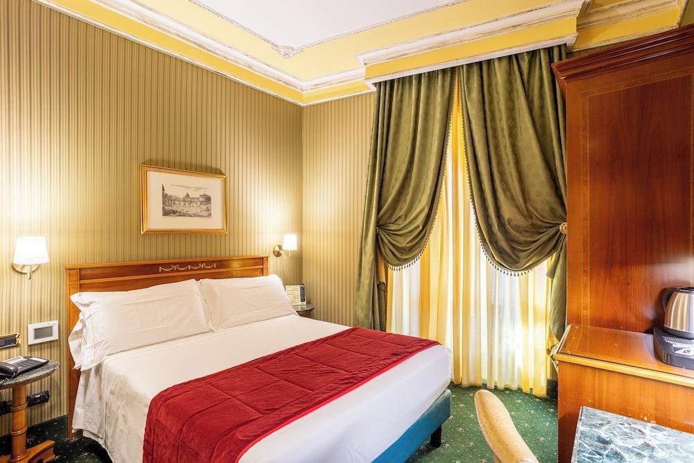 Hotel Manfredi Suite in Rome Room Type - Economy Room, 1 Double Bed