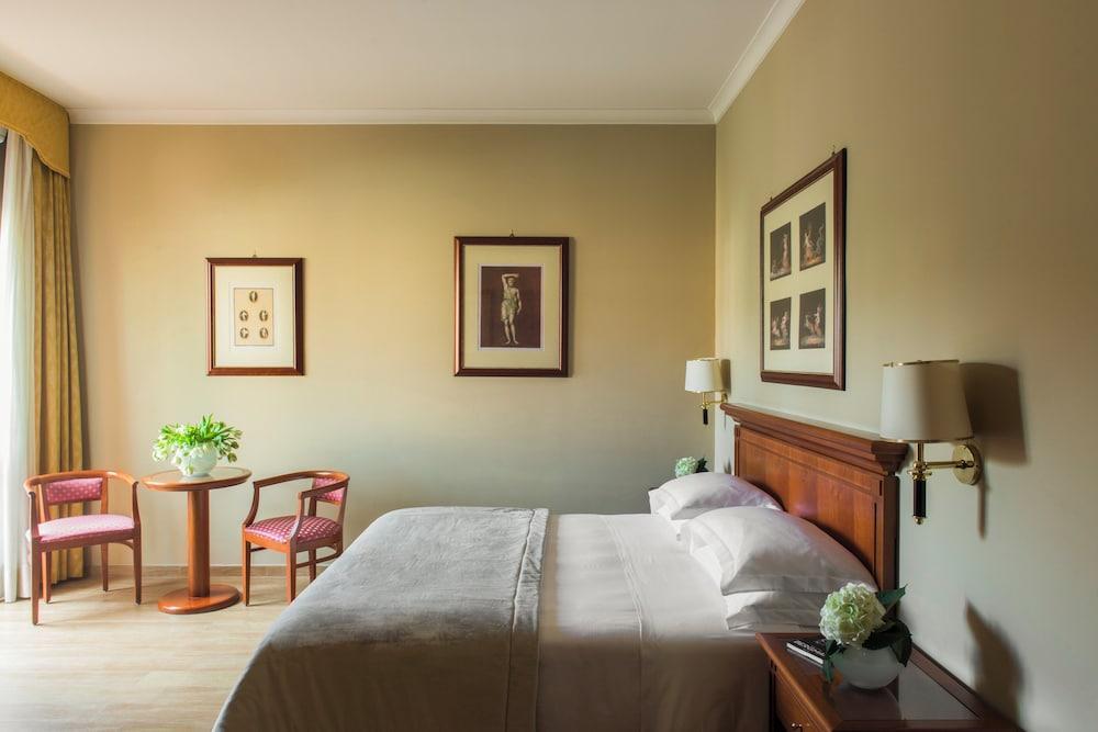Starhotels Michelangelo Room Type - Junior Suite