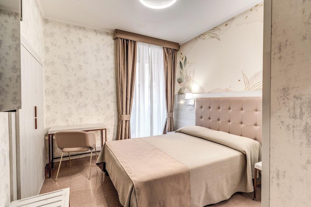 Hotel Milo Room Type - Superior Room (Small Double Superior)