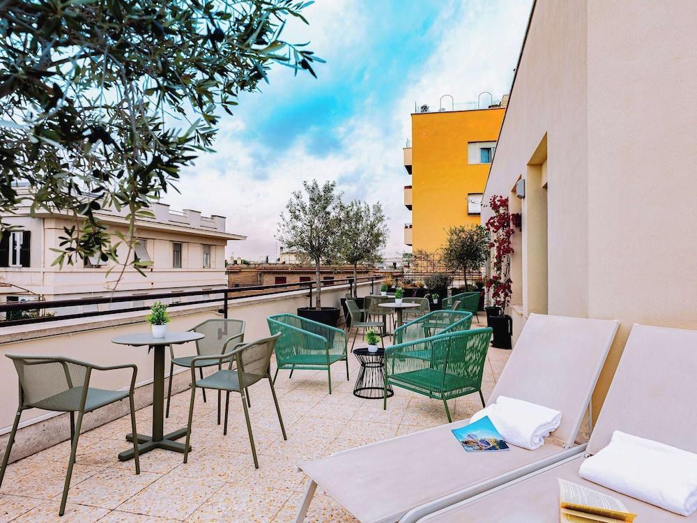 Mercure Roma Piazza Bologna - Tap to explore photos
