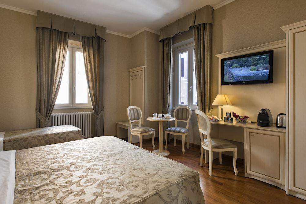 Relais Bocca di Leone Room Type - Comfort Triple Room