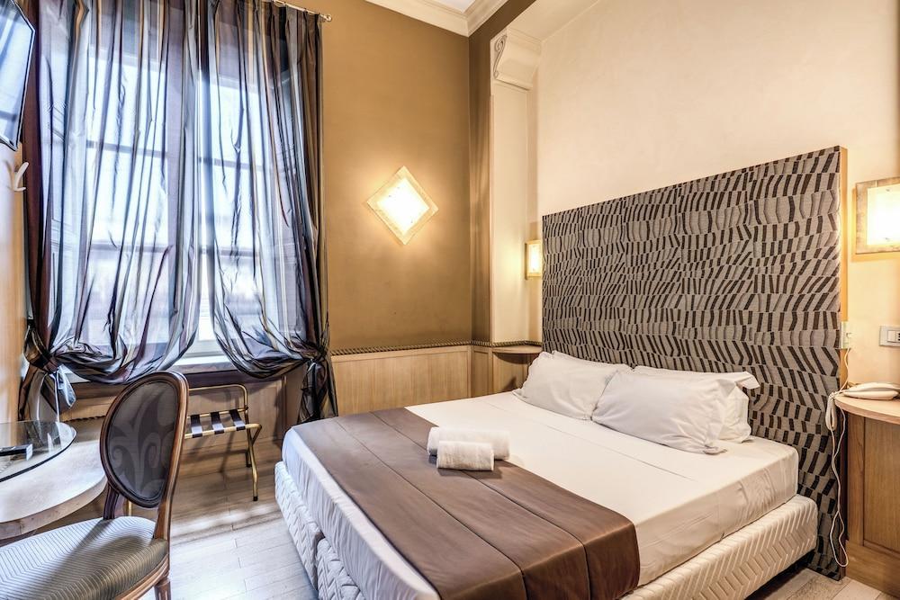 Hotel Nardizzi Americana - Tap to explore photos
