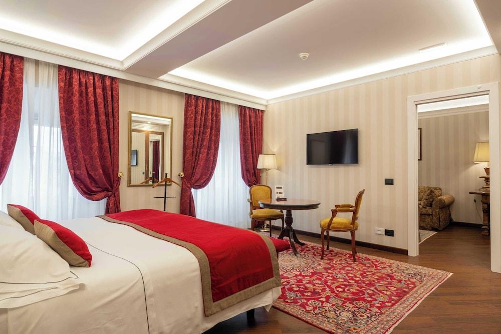Hotel Nazionale Room Type - Junior Suite