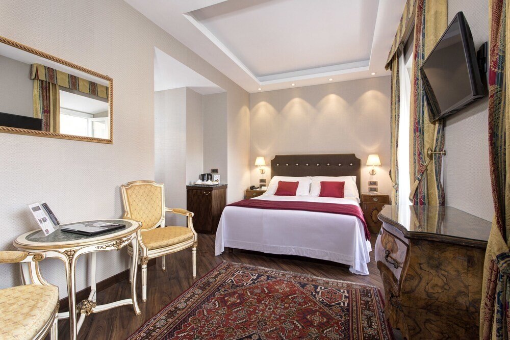 Hotel Nazionale Room Type - Deluxe Double or Twin Room, City View Hotel Nazionale Room Type - Deluxe Double or Twin Room, City View