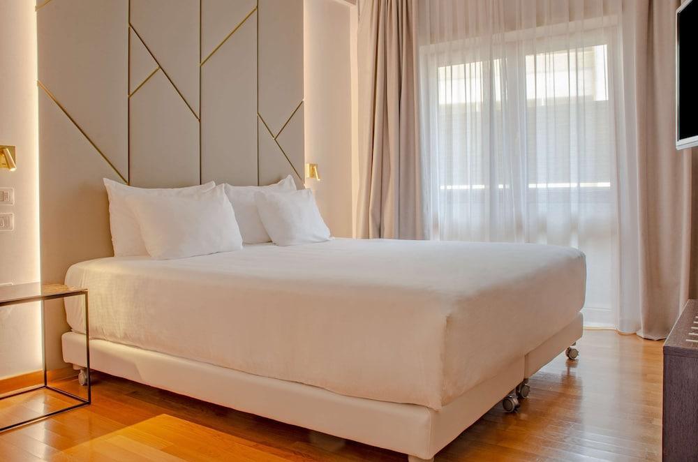NH Collection Roma Giustiniano Room Type - Family Room, Balcony (Extra Bed 3 adults + 1 child)