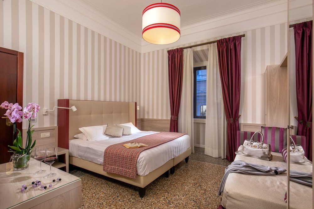Hotel Nord Nuova Roma Room Type - Deluxe Double or Twin Room Hotel Nord Nuova Roma Room Type - Deluxe Double or Twin Room