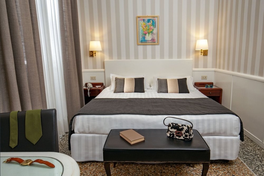 Hotel Nord Nuova Roma Room Type - Standard Double or Twin Room Hotel Nord Nuova Roma Room Type - Standard Double or Twin Room