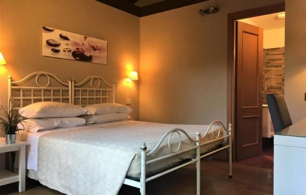 Antica Locanda Palmieri Room Type - Standard Double Room, 1 Queen Bed