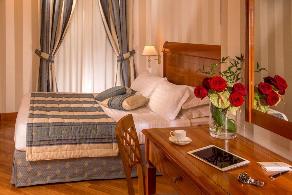 Albergo Ottocento Room Type - Classic Double Room