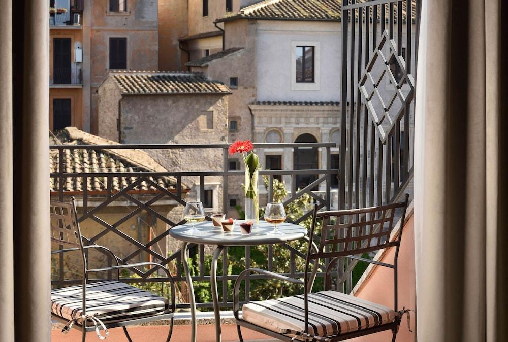 FH55 Grand Hotel Palatino - Tap to explore photos