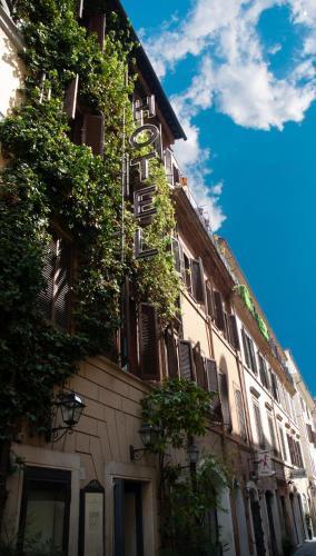 Hotel Piazza Di Spagna - Tap to explore photos