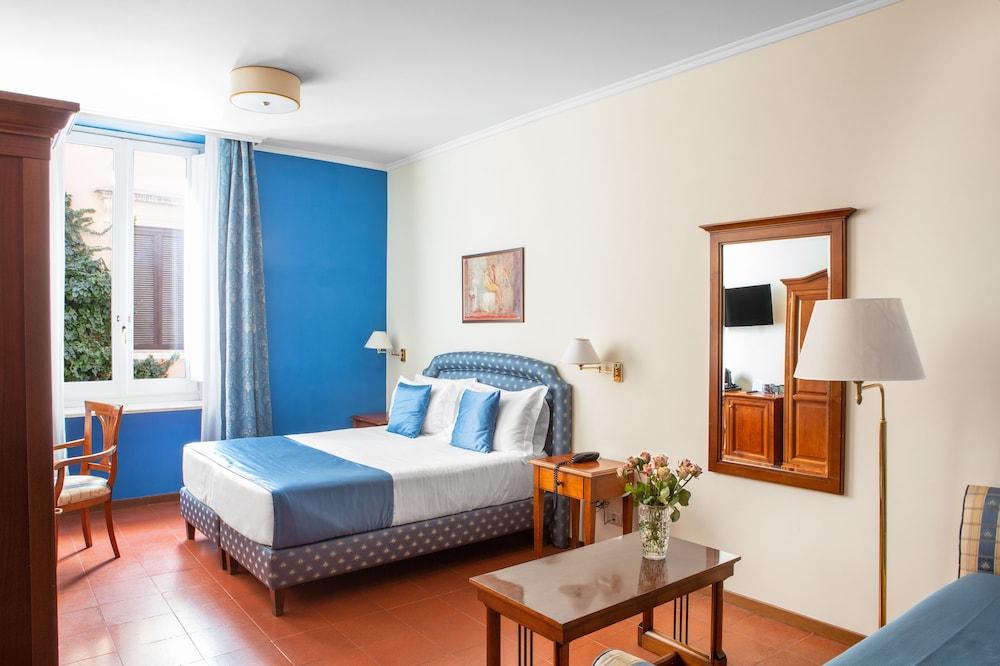 Hotel Piazza Di Spagna Room Type - Triple Room