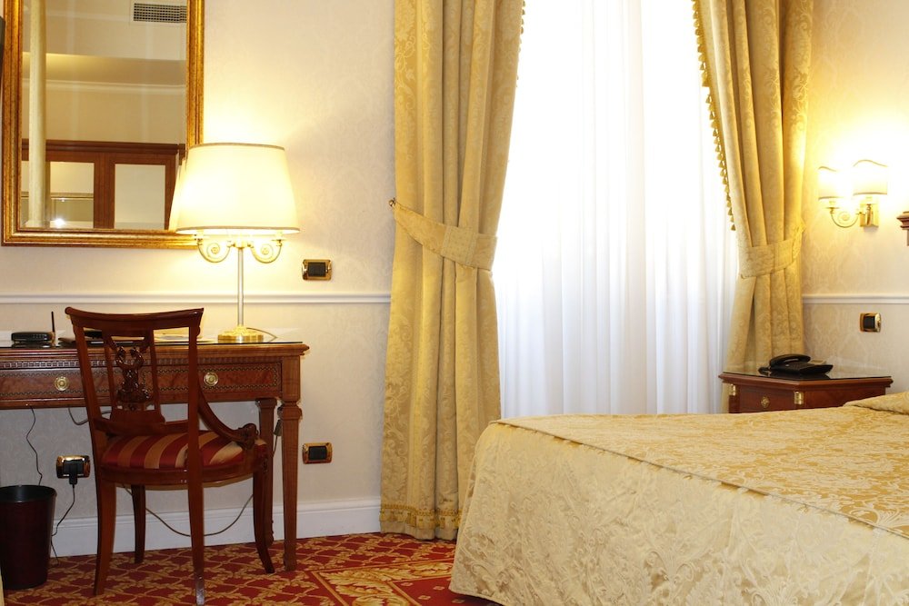 Villa Pinciana Room Type - Triple Room