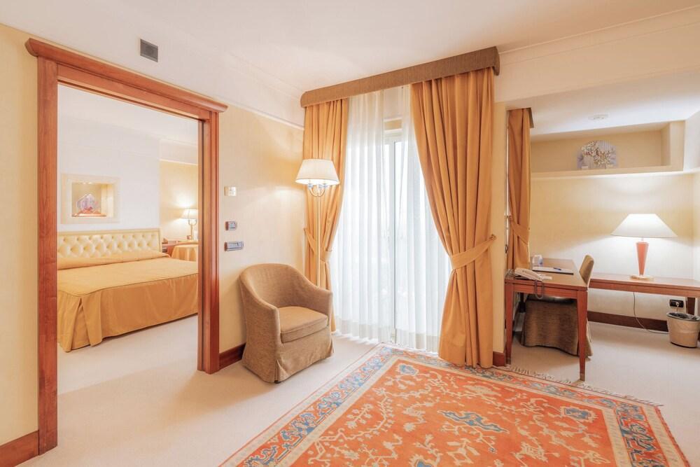 Hotel Pineta Palace Room Type - Suite