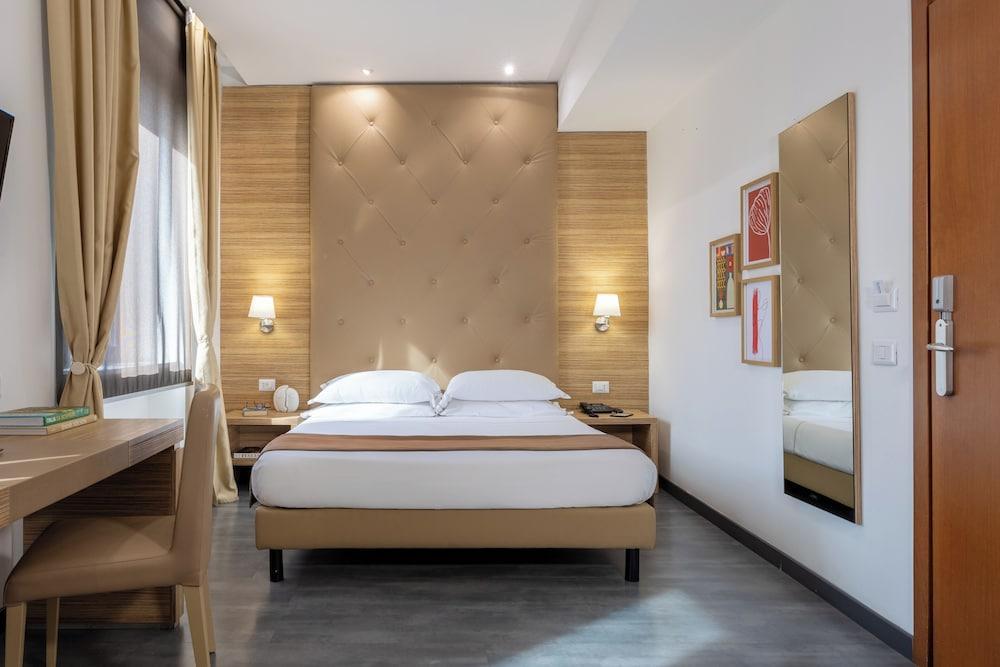 Phi Hotel Garden Area Roma Eur Room Type - Classic room