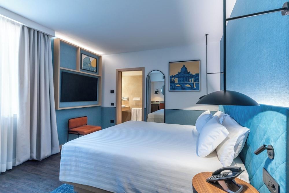 Hilton Garden Inn Rome Colosseum Room Type - Room, 1 King Bed, Accessible