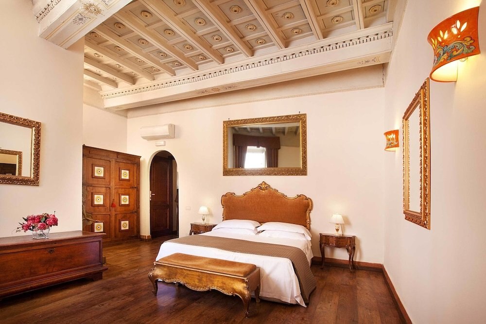 Pantheon Inn Room Type - Triple Room