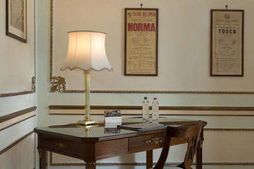 Hotel Quirinale - Tap to explore photos