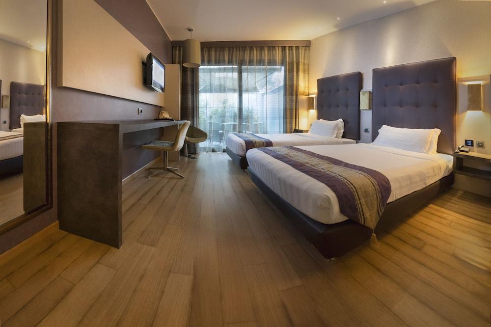 Rome Airport Hotel Fiumicino Room Type - Superior Twin Room