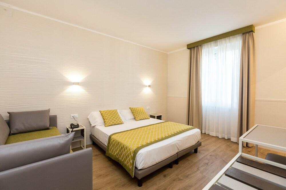 Hotel Marco Polo Room Type - Superior Double or Twin Room