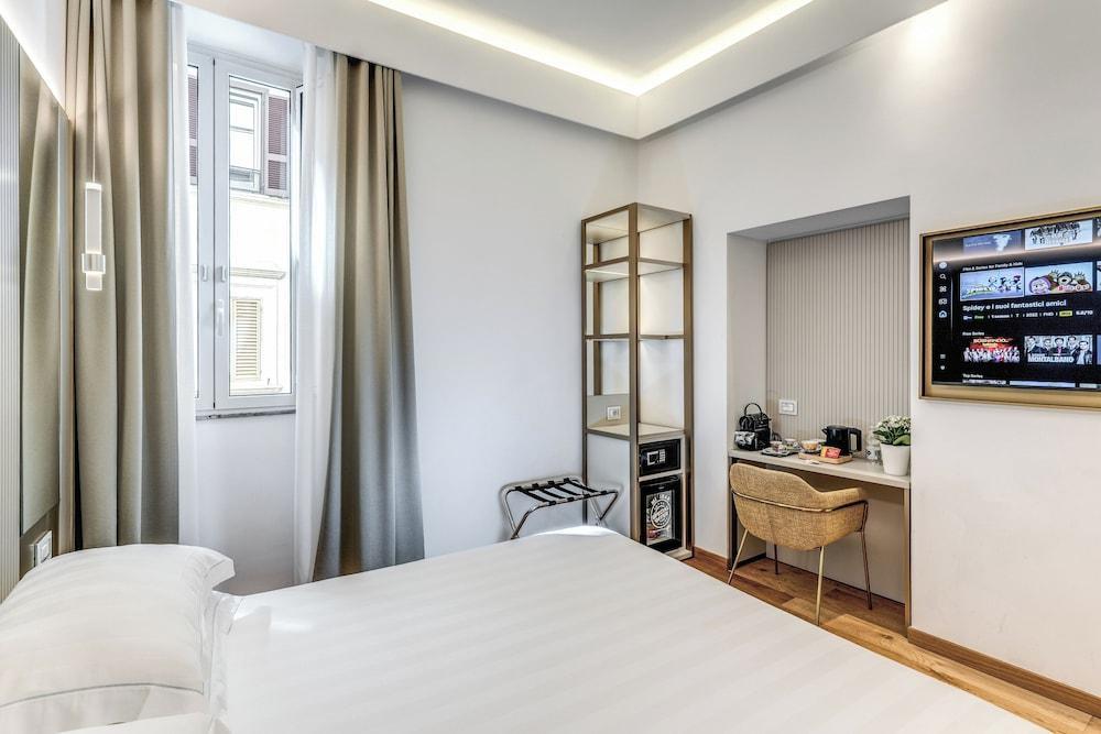 Relais Trevi 95 Boutique Hotel Room Type - Superior Double Room, City View