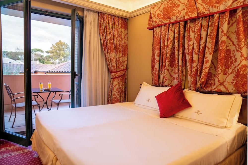 River Château Hotel Room Type - Superior Room
