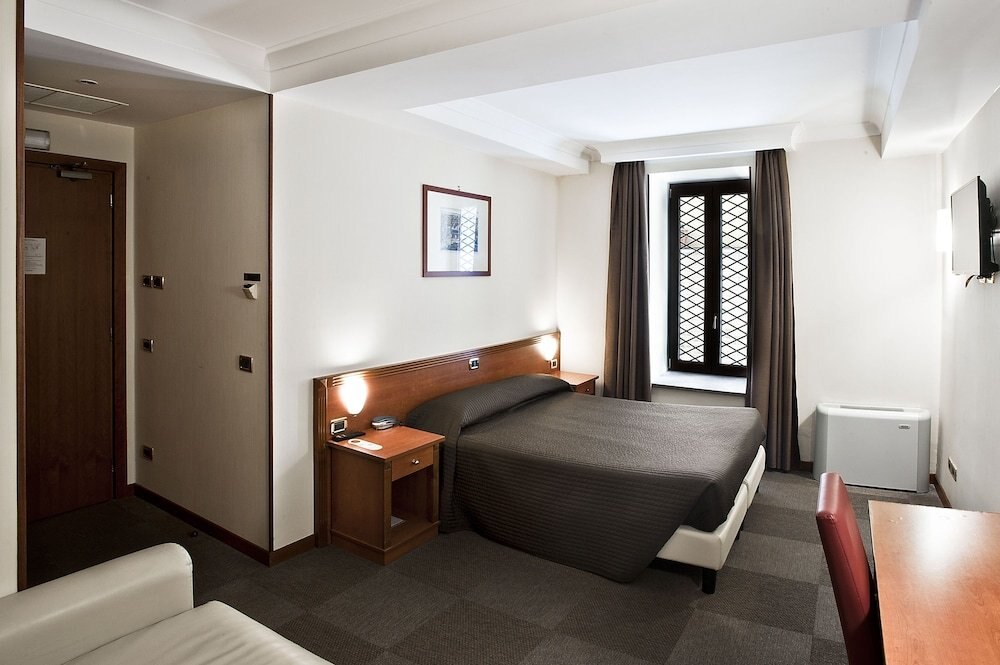 Romoli Hotel Room Type - Double or Twin Room