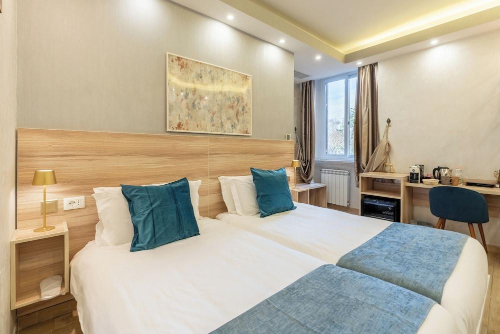 Rome Love Hotel Room Type - Standard Twin Room