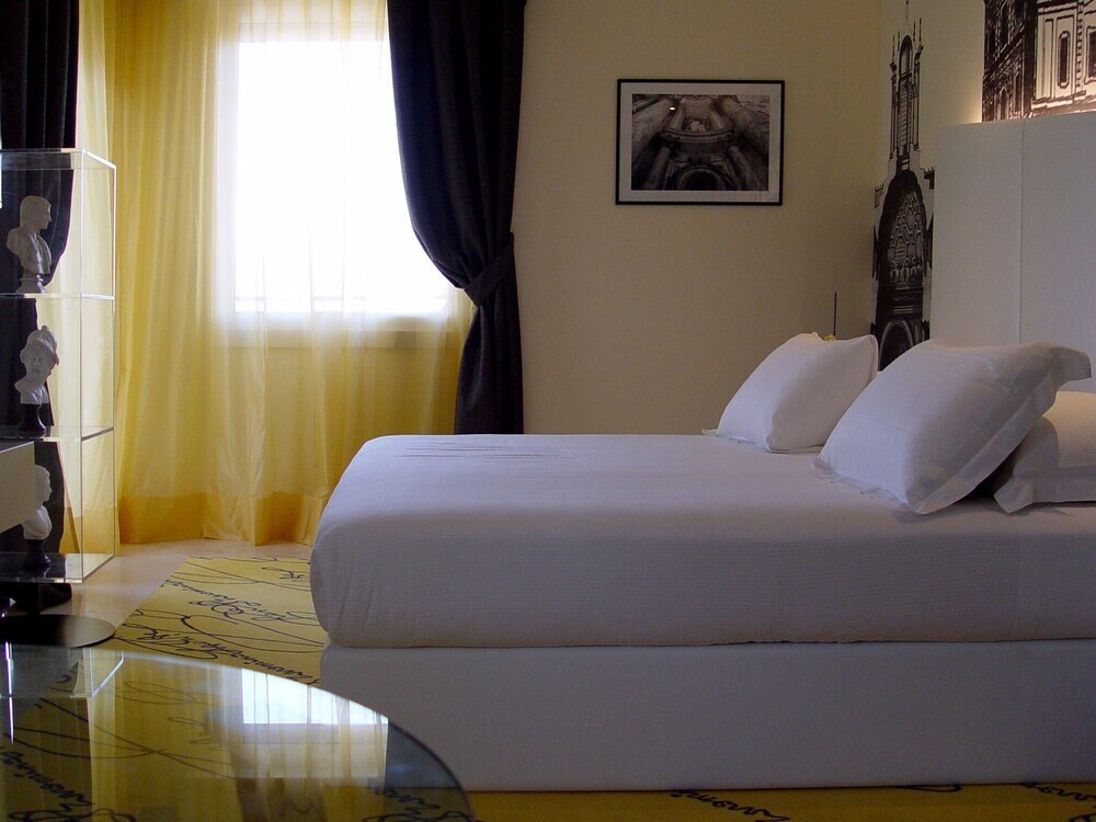 Hotel Ripa Roma Room Type - Premium Suite, 1 King Bed