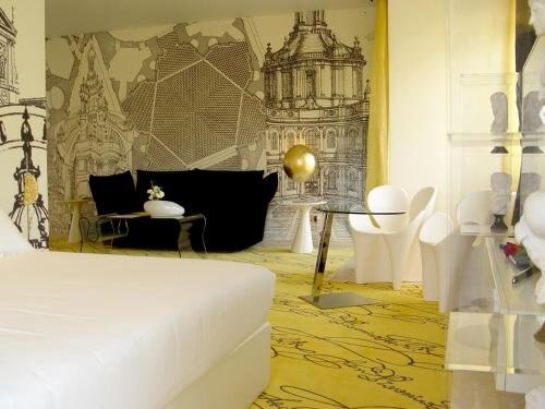 Hotel Ripa Roma - Tap to explore photos