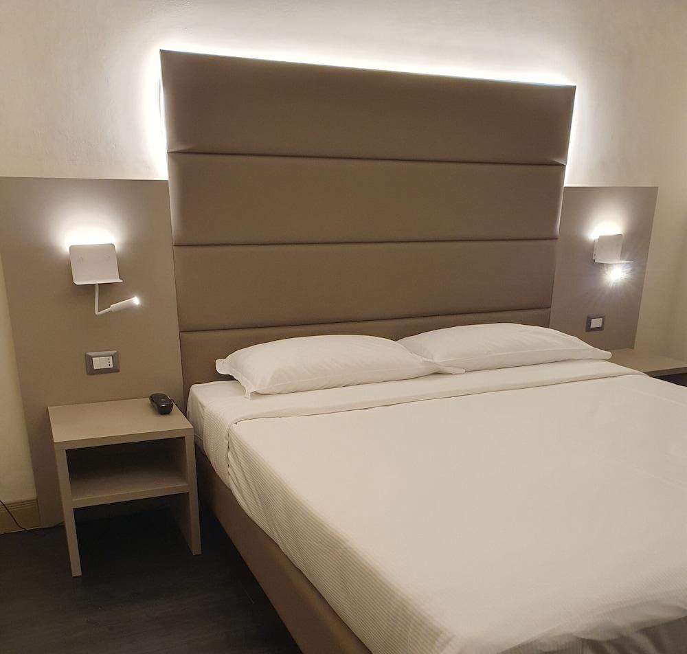 LH Hotel Excel Roma Montemario Room Type - Classic Double or Twin Room