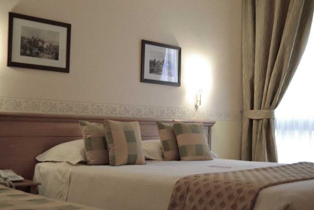 Hotel Seccy Boutique Art & Museum Room Type - Deluxe Triple Room Hotel Seccy Boutique Art & Museum Room Type - Deluxe Triple Room