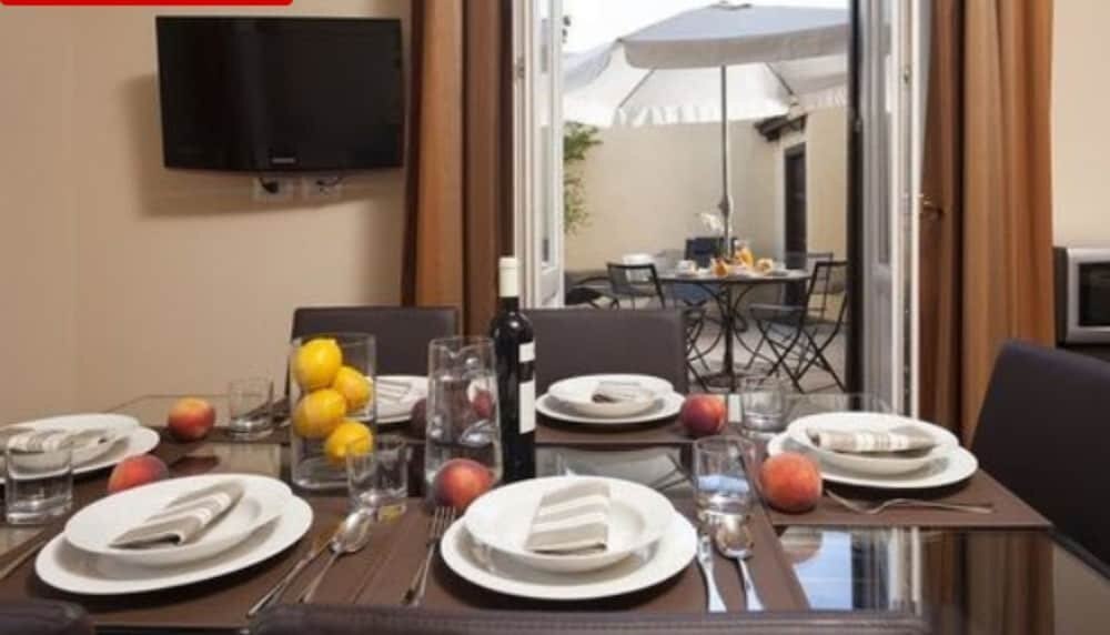 Trianon Borgo Pio Room Type - Superior Apartment, 2 Bedrooms, Terrace