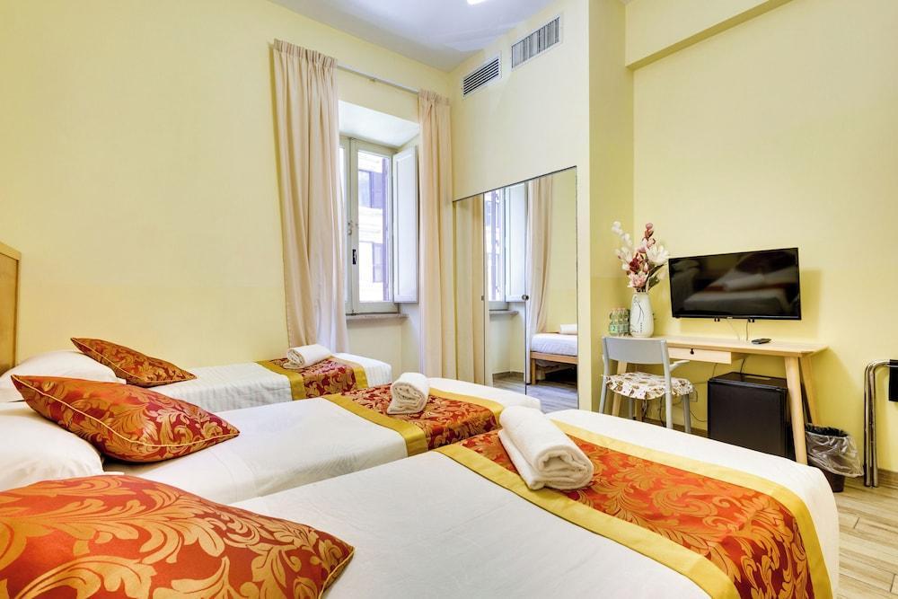 Hotel Terminal Room Type - Triple Room