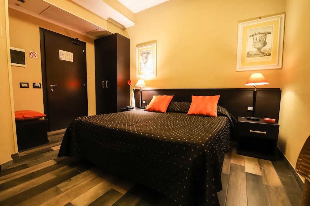 Hotel Latinum Room Type - Standard Double Room