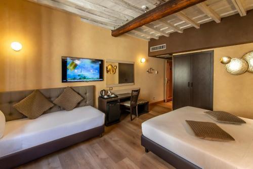 Hotel Tritone Room Type - Triple Room