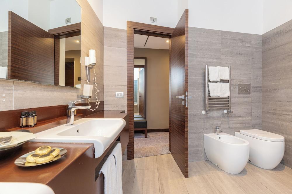 Trevi Collection Hotel - Trevi Hotels Group Room Type - Quadruple Room