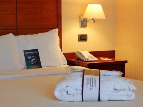 Mercure Rome Leonardo da Vinci Airport - Tap to explore photos