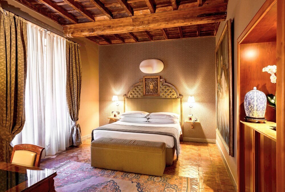 Valadier Hotel Room Type - Junior Suite