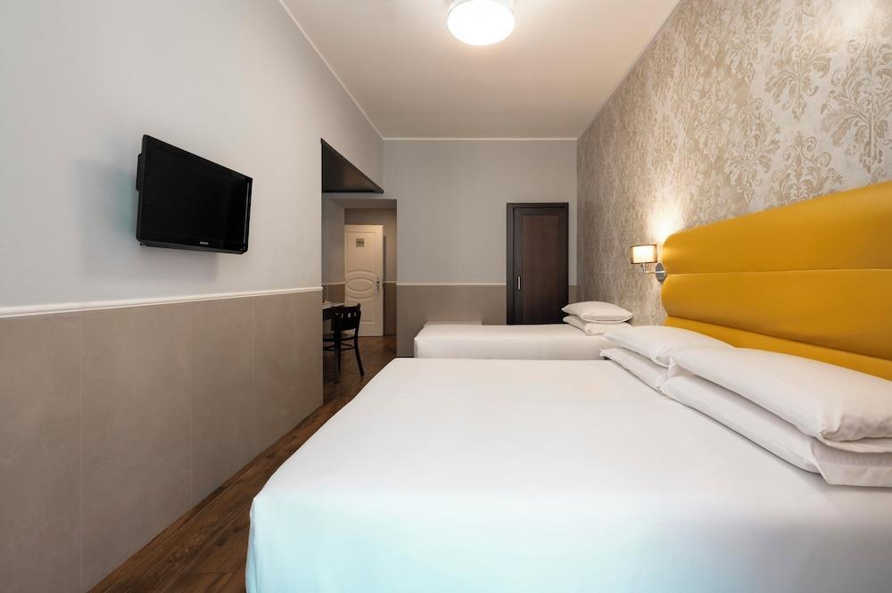 Hotel Virgilio Room Type - Triple Room