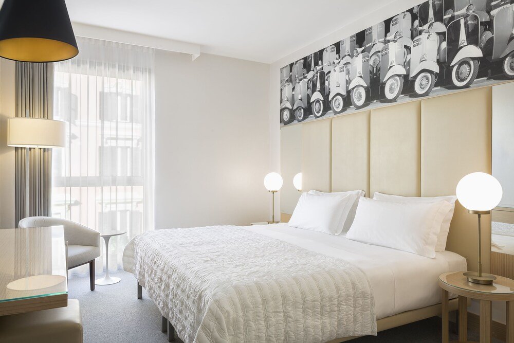 Le Meridien Visconti Rome - Tap to explore photos