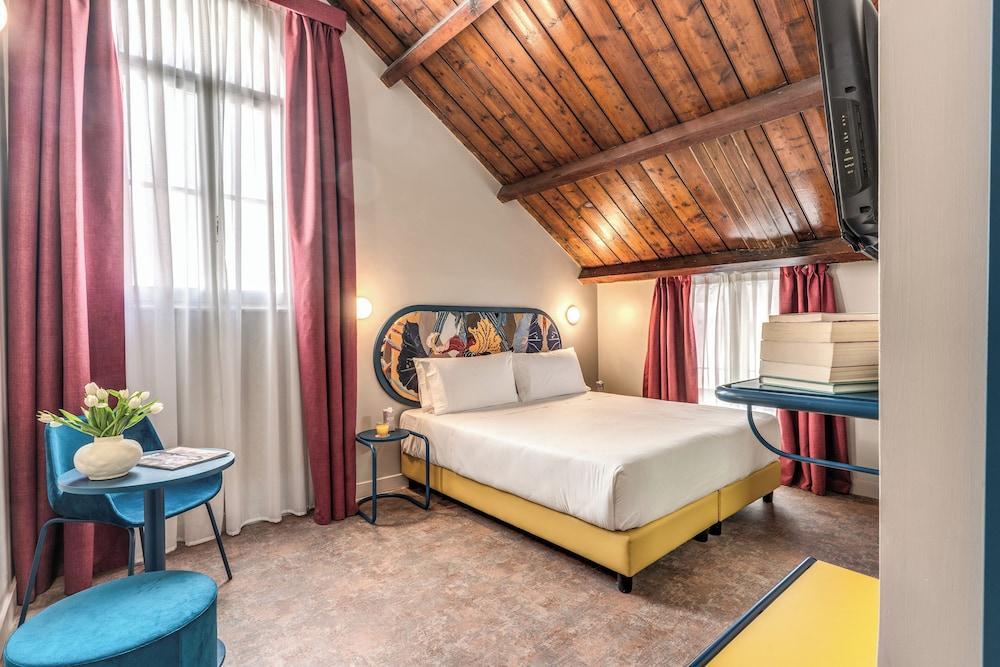 HOTEL XX SETTEMBRE Room Type - Superior Room