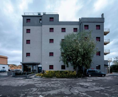 Best Western Hotel Corsi - Tap to explore photos