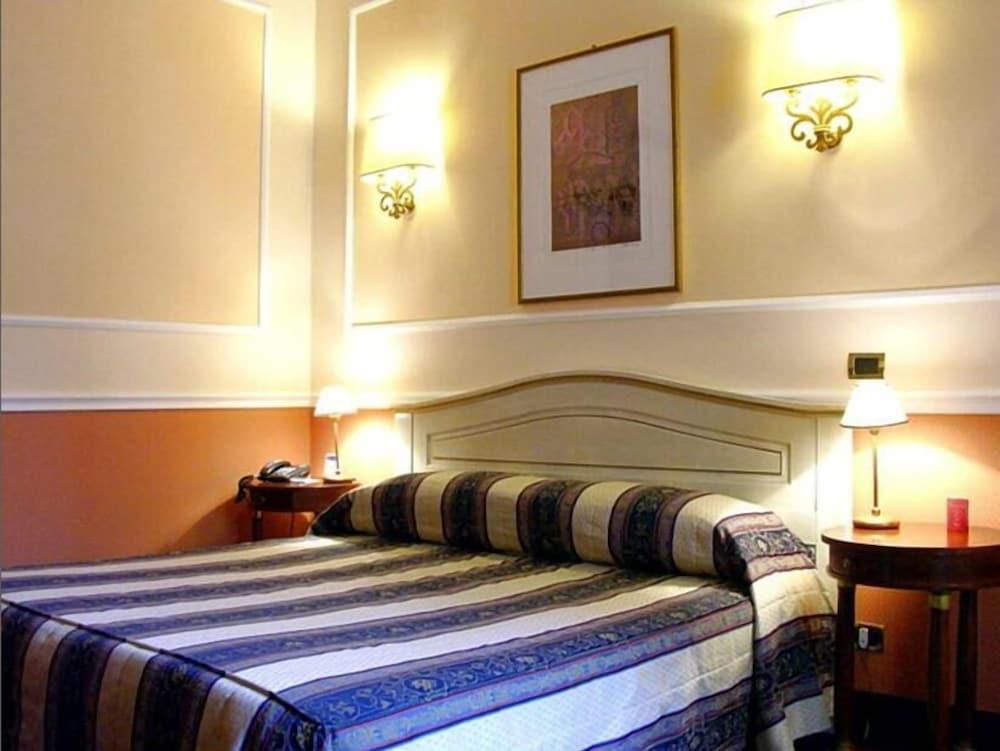 Antico Palazzo Rospigliosi Room Type - Executive Double Room