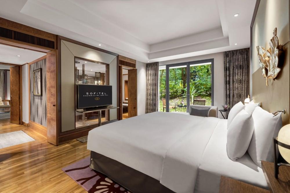 Sofitel Singapore Sentosa - Tap to explore photos
