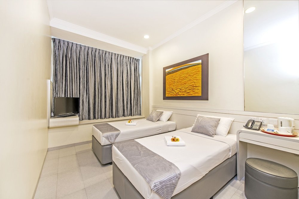 Hotel 81 Elegance Room Type - Twin Room, 2 Twin Beds