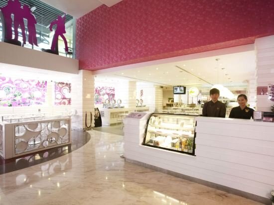 Hotel Re At Pearl S Hill Singapore Hotel Price Address Reviews