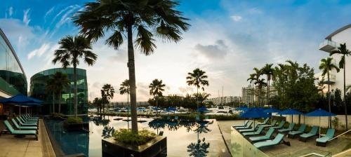 ONE15 Marina Hotel Sentosa Cove - Tap to explore photos
