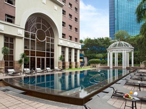 Orchard Parksuites by Far East Hospitality - Tap to explore photos